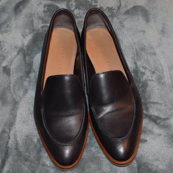 Everlane Modern Loafer in Navy - Picture 1 of 6